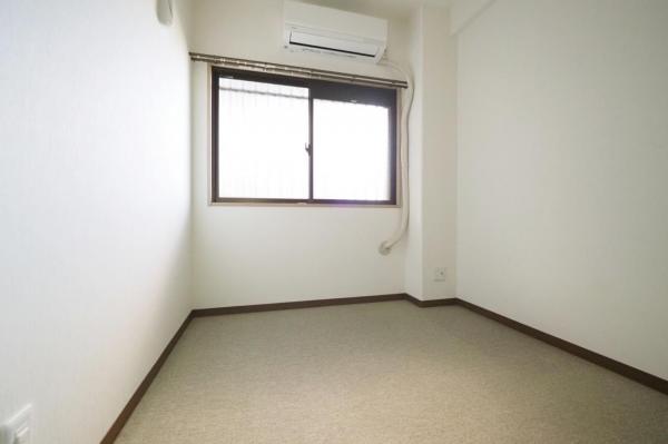 サーパス新所沢けやき台　3階 洋室