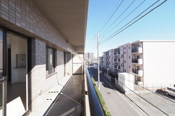 サーパス新所沢けやき台　3階 バルコニー