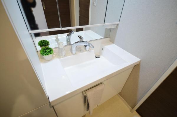 シーズンスイート志木の杜　11階 洗面化粧台