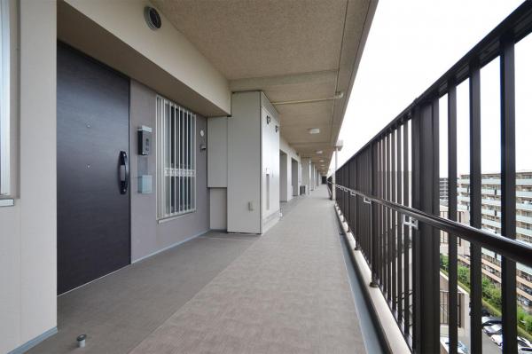 シーズンスイート志木の杜　11階 玄関(共用部)