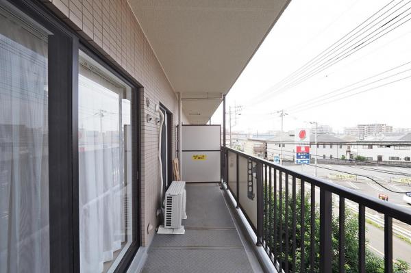 エステ・スクエア新所沢　3階 バルコニー