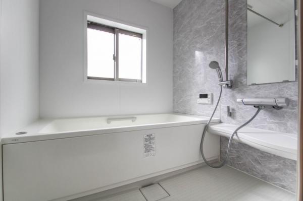 練馬区西大泉4丁目　中古一戸建て 浴室