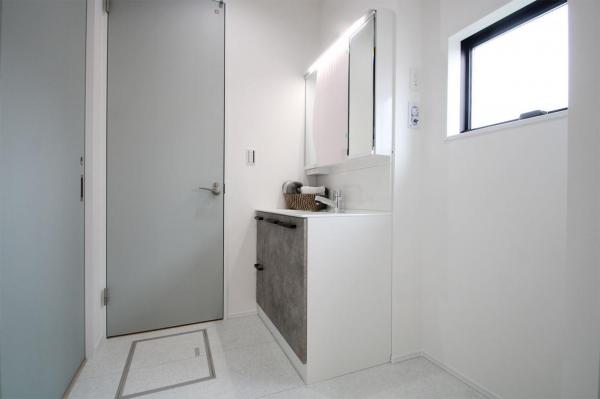 【+１空間ご希望の方に。納戸付き住宅】新座市畑中2丁目　新築一戸建て 