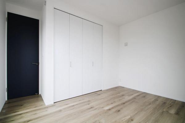 【+１空間ご希望の方に。納戸付き住宅】新座市畑中2丁目　新築一戸建て 