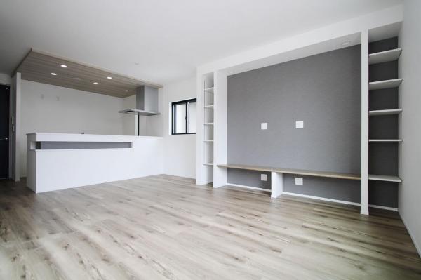 【+１空間ご希望の方に。納戸付き住宅】新座市畑中2丁目　新築一戸建て 