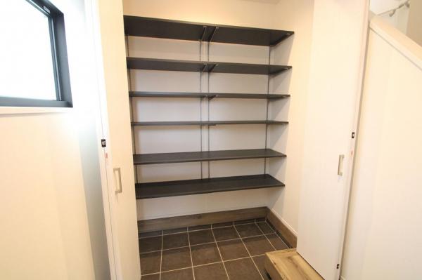 【+１空間ご希望の方に。納戸付き住宅】新座市畑中2丁目　新築一戸建て 