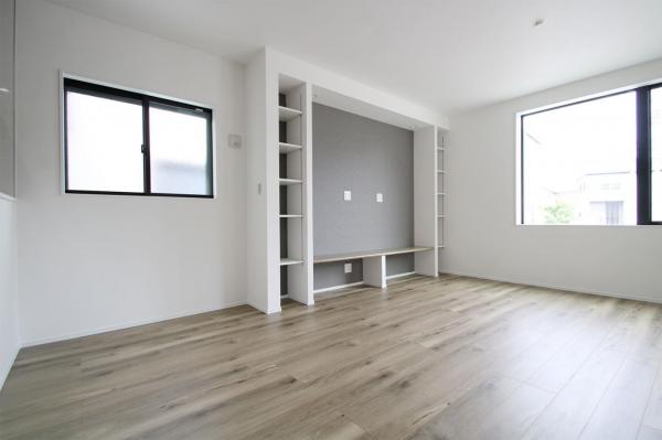 【+１空間ご希望の方に。納戸付き住宅】新座市畑中2丁目　新築一戸建て 