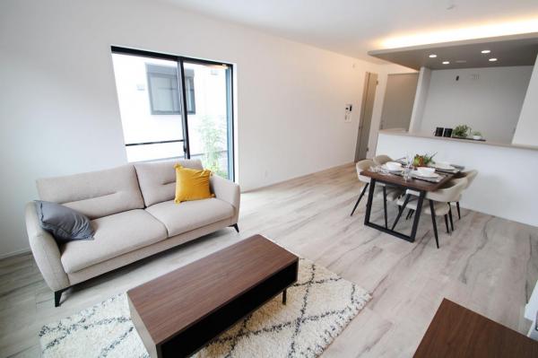 【+１空間ご希望の方に。納戸付き住宅】新座市畑中2丁目　新築一戸建て 