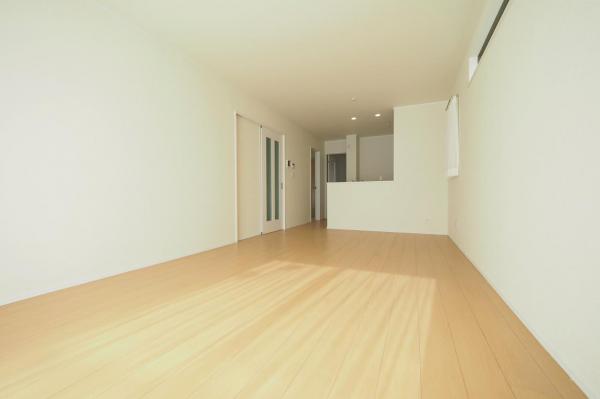 川越市郭町2丁目　新築一戸建て 玄関