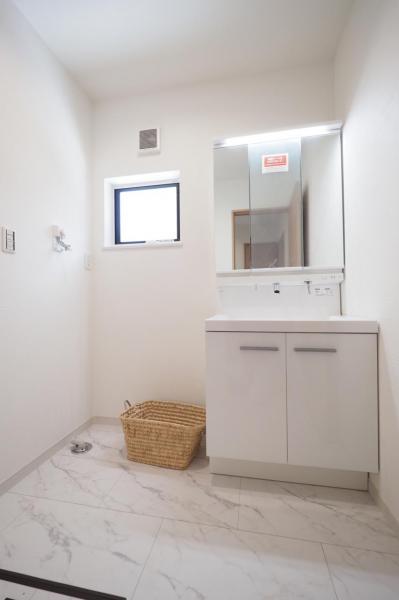 坂戸市関間1丁目｜若葉駅徒歩11分 未入居戸建 駐車2台可 洗面化粧台