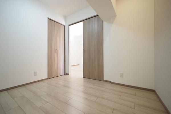 向陽ハイツ　4階 洋室