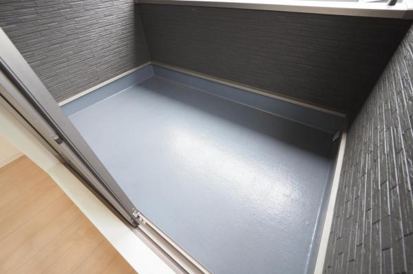 【築浅｜2022年築】新座市野火止1丁目　中古一戸建て バルコニー