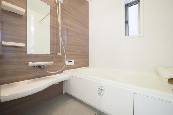 【築浅｜2022年築】新座市野火止1丁目　中古一戸建て 浴室