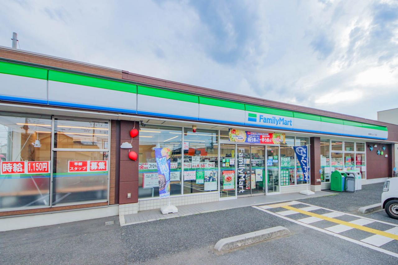 ファミリーマート 新座野火止七丁目店