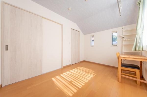 【住協のお預かり物件】入間市仏子　中古一戸建て　2棟売り 寝室