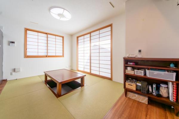 【住協のお預かり物件】入間市仏子　中古一戸建て　2棟売り リビングダイニング