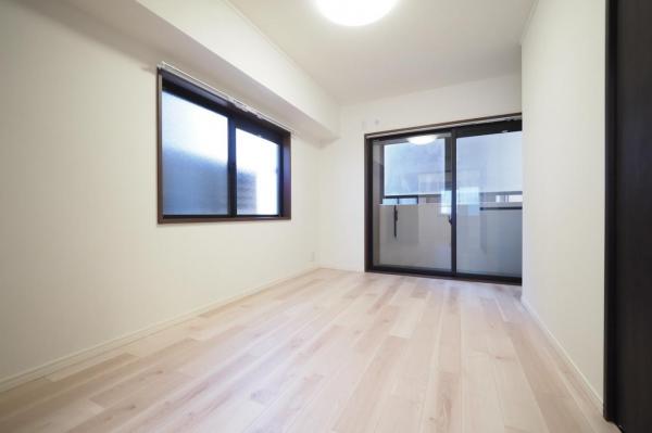 ワイズユウラク西所沢　3階 洋室