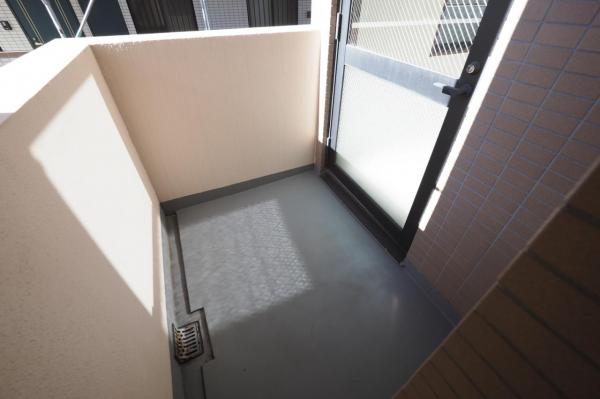 ワイズユウラク西所沢　3階 バルコニー