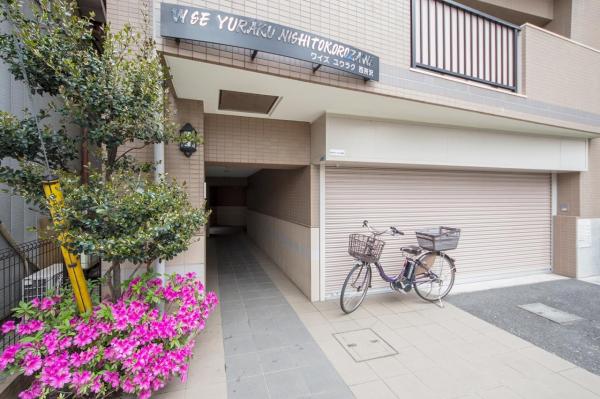 ワイズユウラク西所沢　3階 エントランス（外）