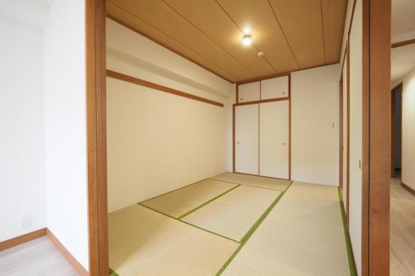 ヴィルヌーブ新所沢　2階 和室