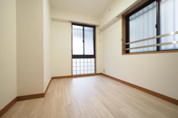 ヴィルヌーブ新所沢　2階 洋室