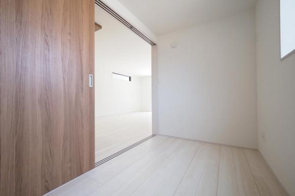 川越市今成3丁目　新築一戸建て 洋室