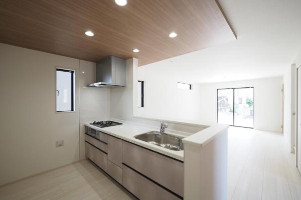 川越市今成3丁目　新築一戸建て キッチン