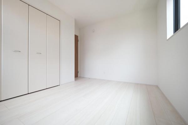 川越市今成3丁目　新築一戸建て 洋室