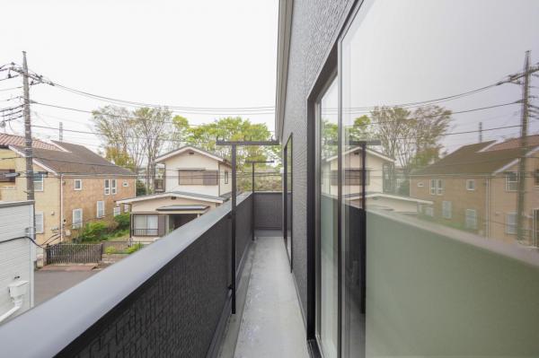 小平市上水新町2丁目　新築一戸建て バルコニー