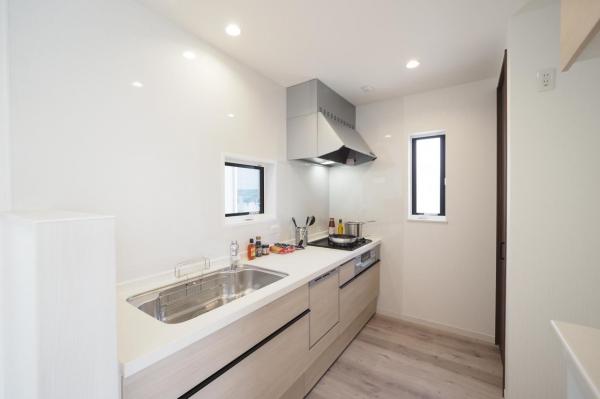 川越市氷川町　新築一戸建て キッチン