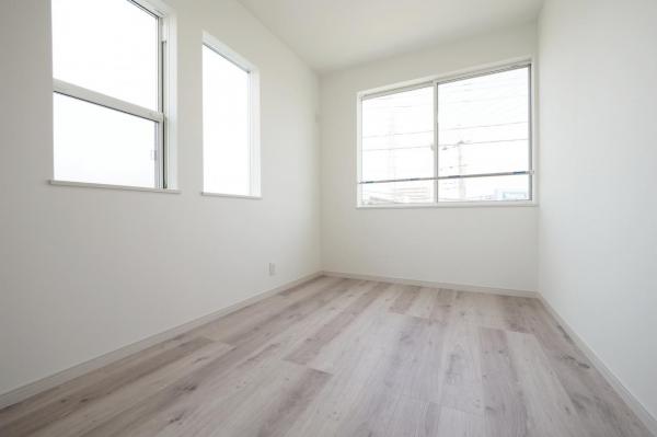 川越市氷川町　新築一戸建て 洋室