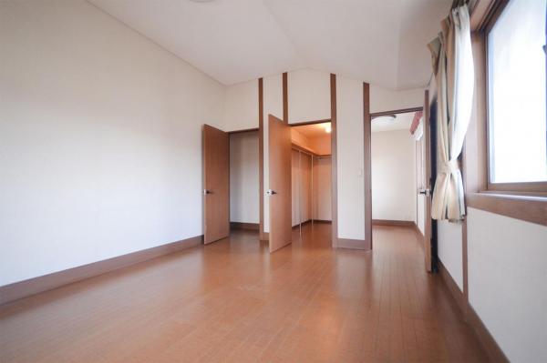 【ミサワホーム施工】鶴ヶ島市新町　中古一戸建て（二世帯住宅） 洋室