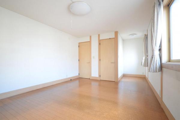 【ミサワホーム施工】鶴ヶ島市新町　中古一戸建て（二世帯住宅） 洋室