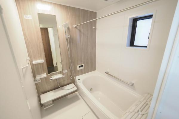 富士見市鶴馬3丁目　新築一戸建て 浴室