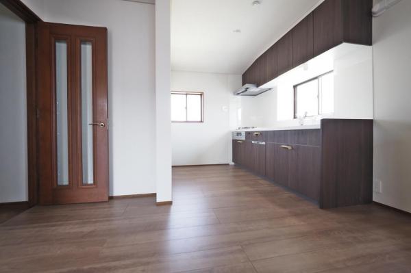 所沢市上山口　中古一戸建て キッチン