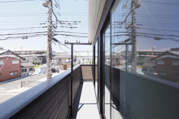 狭山市鵜ノ木　新築一戸建て バルコニー