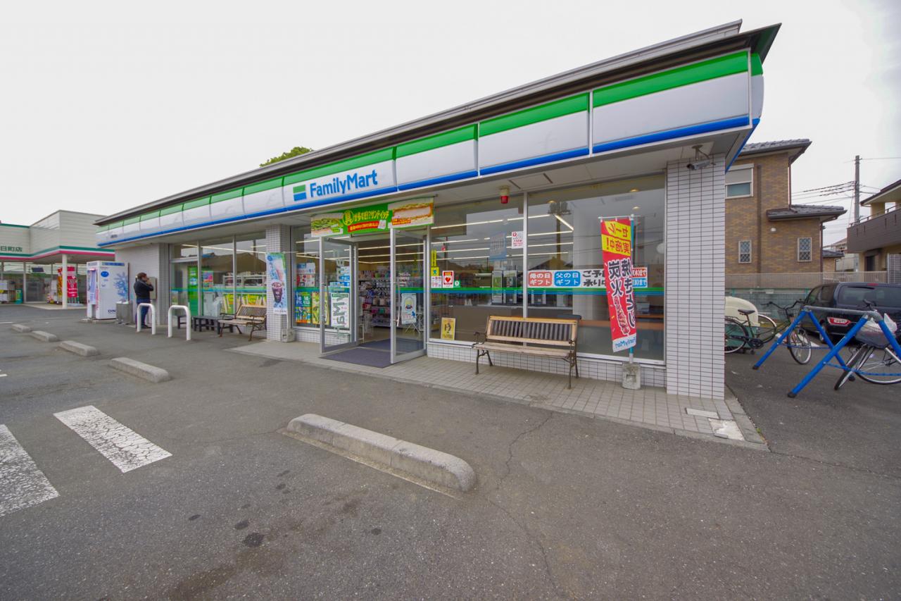 ファミリーマート 入間春日町店