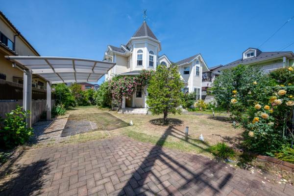 【価格改定】練馬区大泉学園町4丁目　中古一戸建て 庭