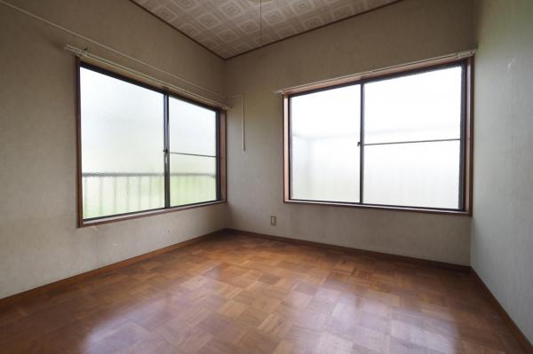 飯能市大字飯能　中古戸建 洋室