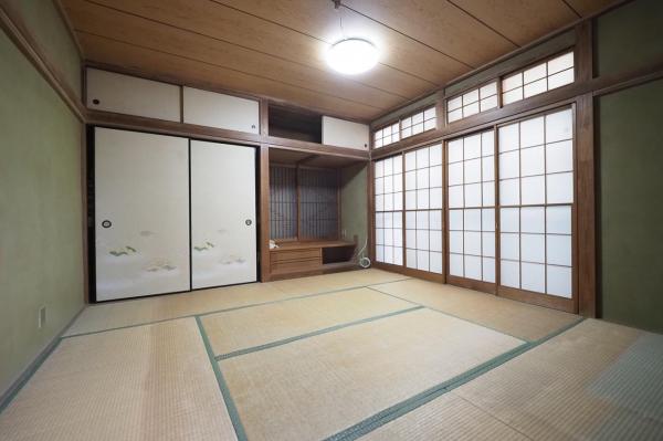 飯能市大字飯能　中古戸建 和室