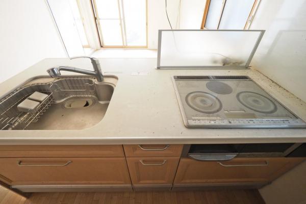 坂戸市花影町　中古一戸建て キッチン