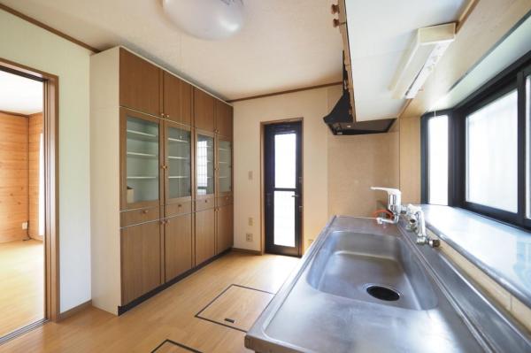 狭山市東三ツ木　中古一戸建て キッチン