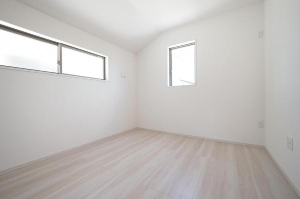 狭山市大字北入曽　新築一戸建て　全2棟 洋室