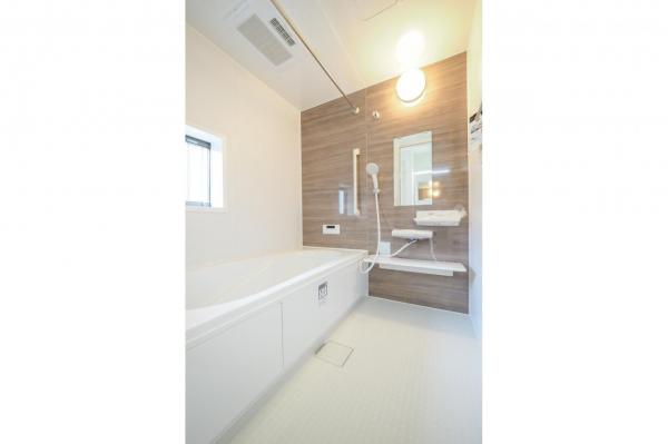 【見学予約受付中♪／全室南向き3LDK】小平市小川東町　新築一戸建て 浴室