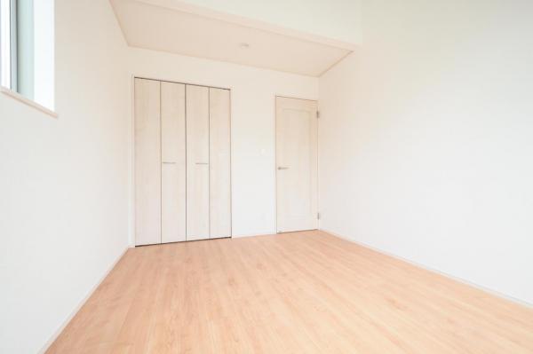 【見学予約受付中♪／全室南向き3LDK】小平市小川東町　新築一戸建て 収納