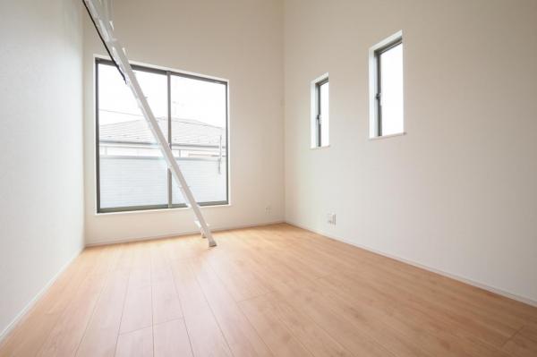 【見学予約受付中♪／全室南向き3LDK】小平市小川東町　新築一戸建て 子供部屋