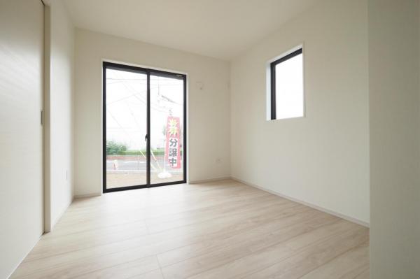 狭山市柏原　新築一戸建て 洋室