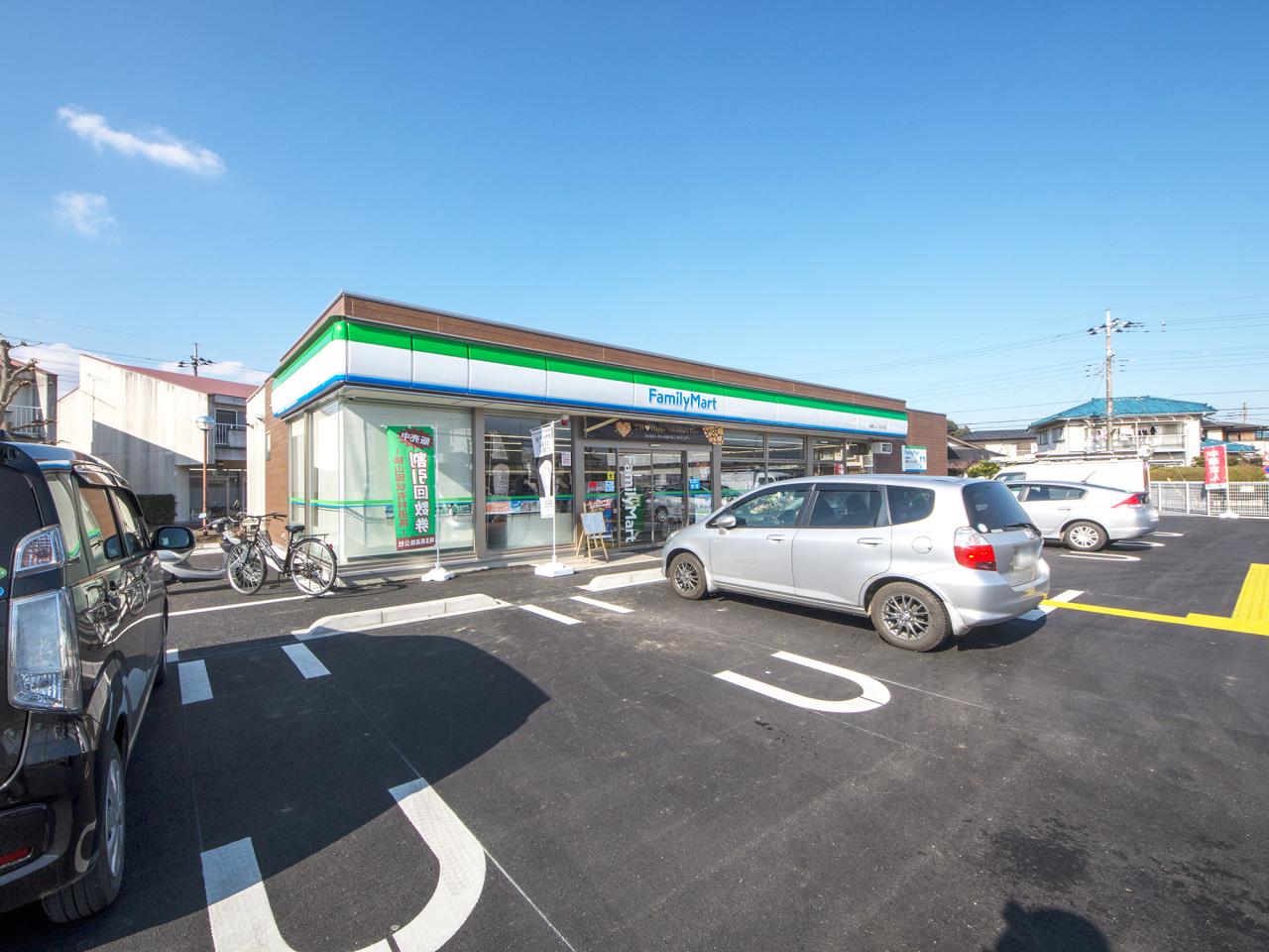 ファミリーマート 柏原ニュータウン店