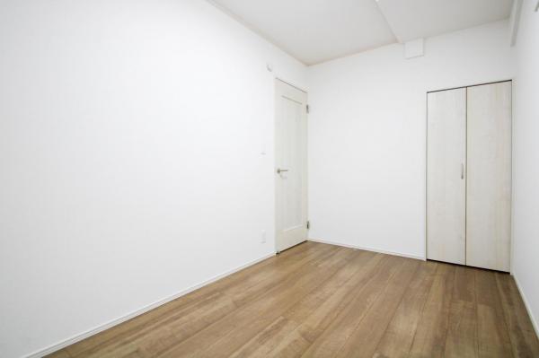 新座市栄5丁目　新築一戸建て 洋室