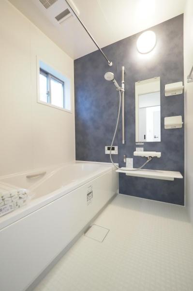 狭山市大字水野　新築一戸建て 浴室